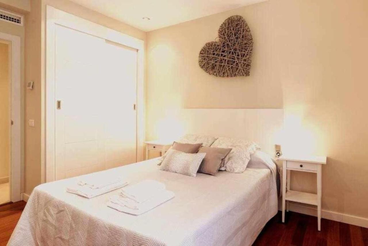 Apartamento Premium Junto A Catedral Málaga Exteriör bild