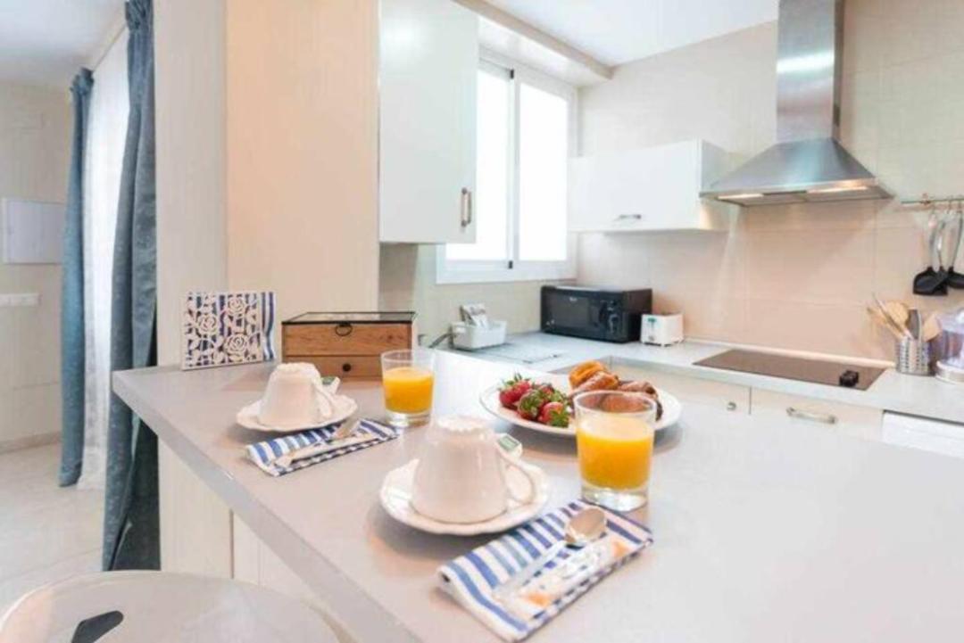 Apartamento Premium Junto A Catedral Málaga Exteriör bild